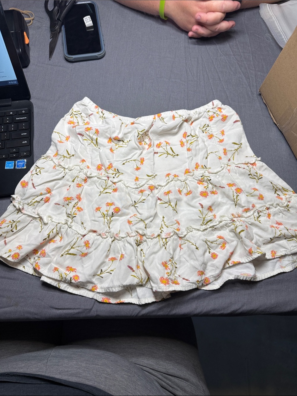 art class Cream Tiered Mini Skirt with Peach Floral Print